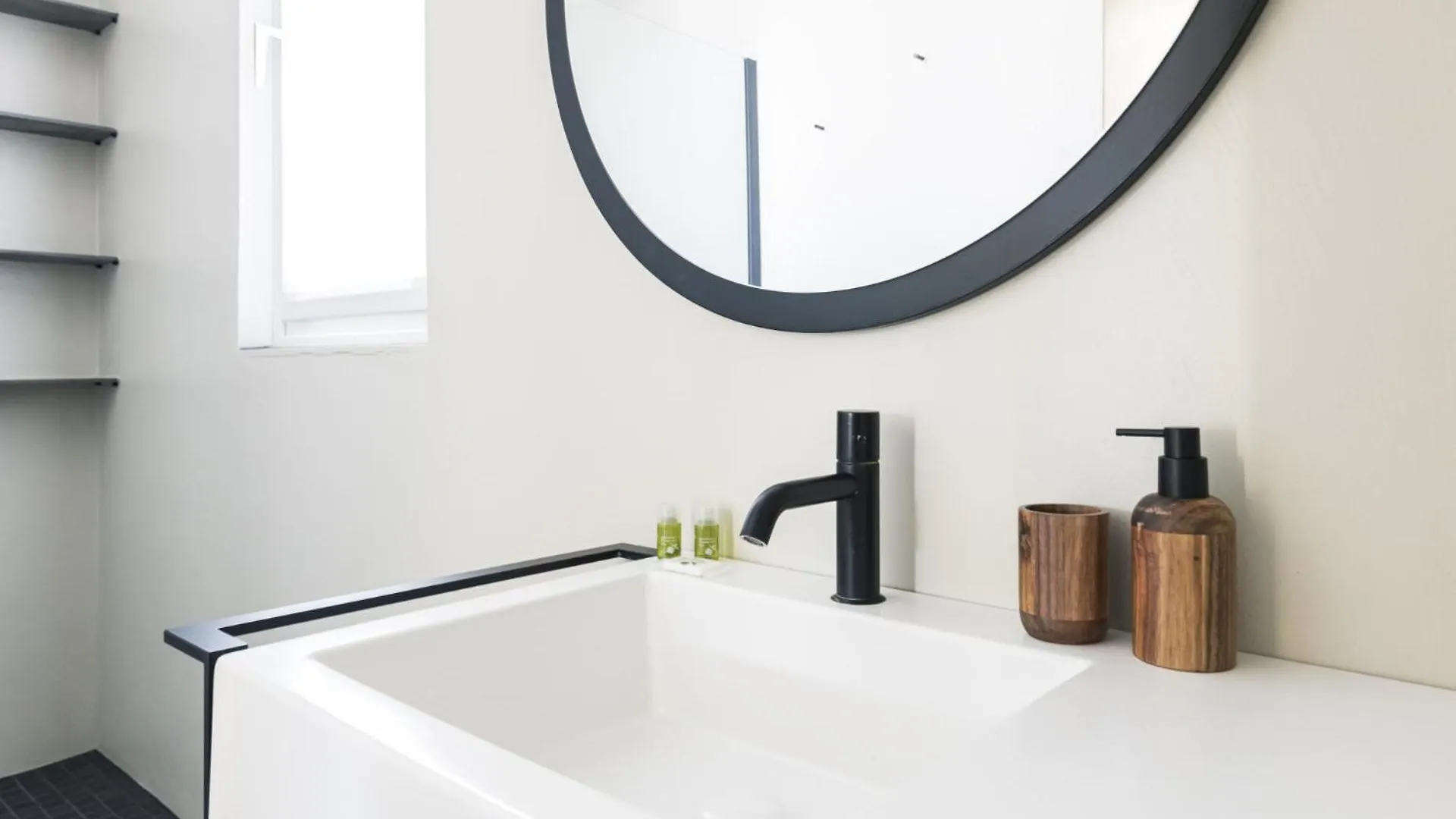 מילאנו Easylife - Appartamento Con Terrazzo Vicino Duomo
